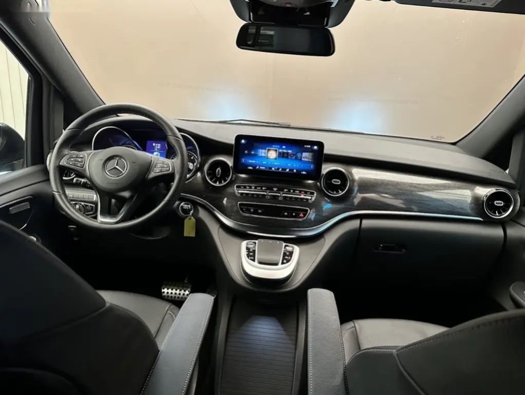 Mercedes-Benz Třídy V, 250D 4 MATIC Webasto - 16