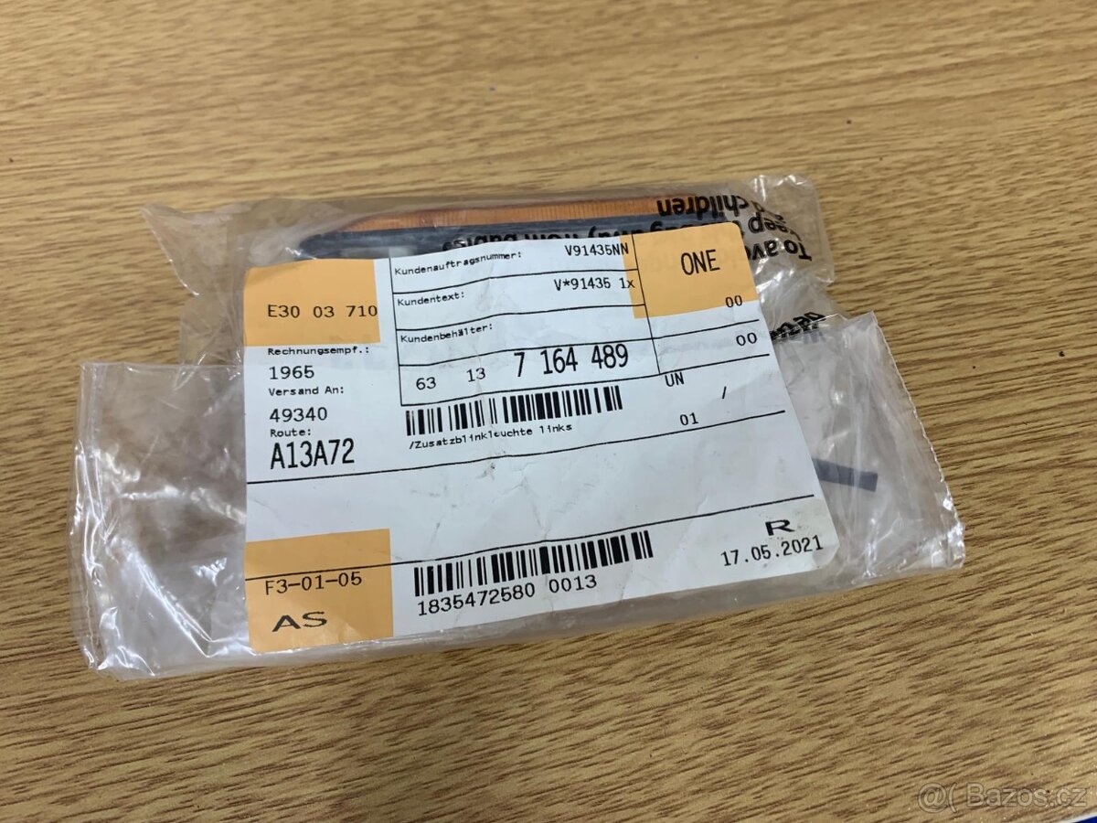 BMW E36 díly - blinkr, lišta, stabíky, c-sloupky - 16