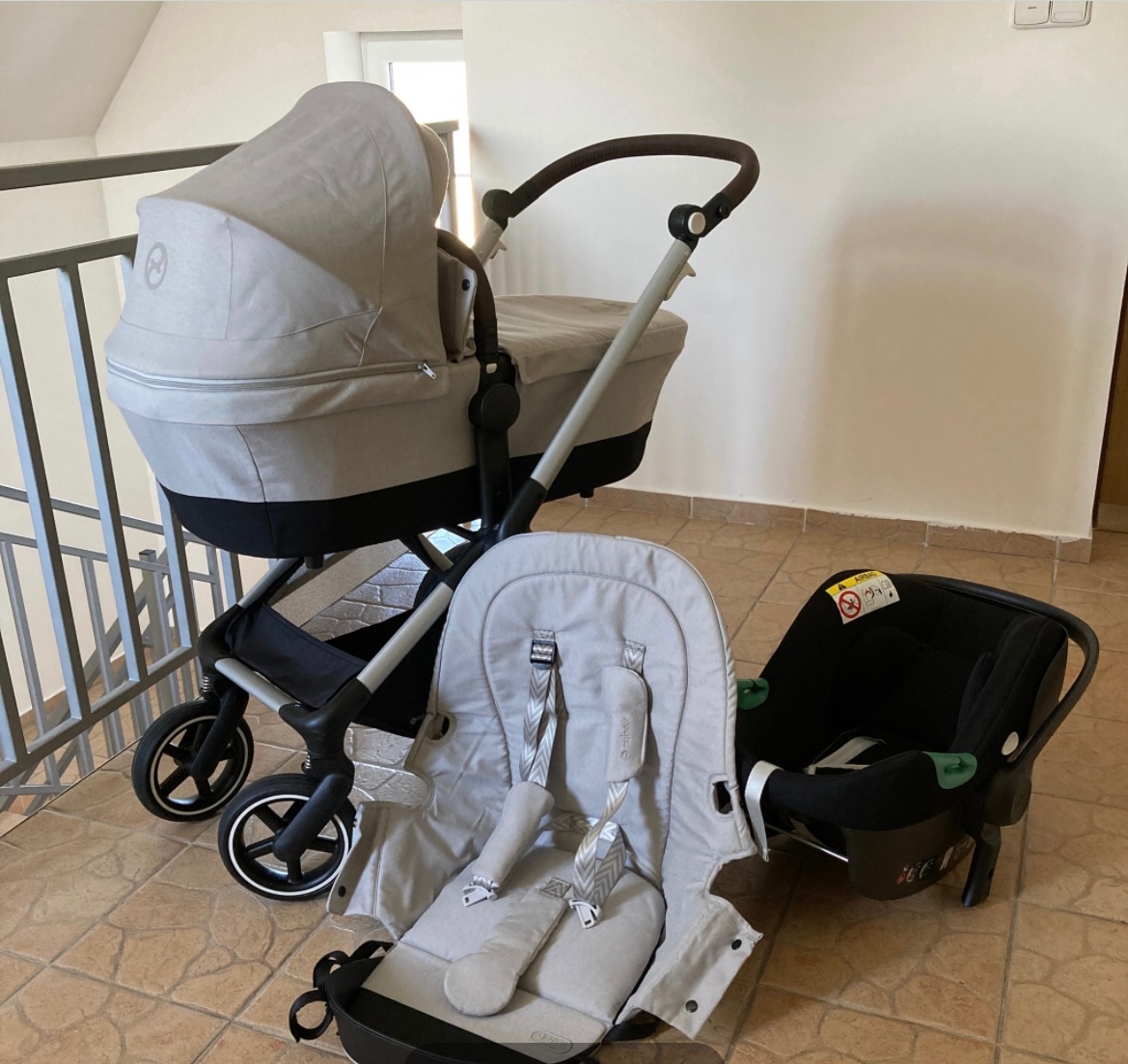 Cybex Eos Lux 3 kombinace - 16