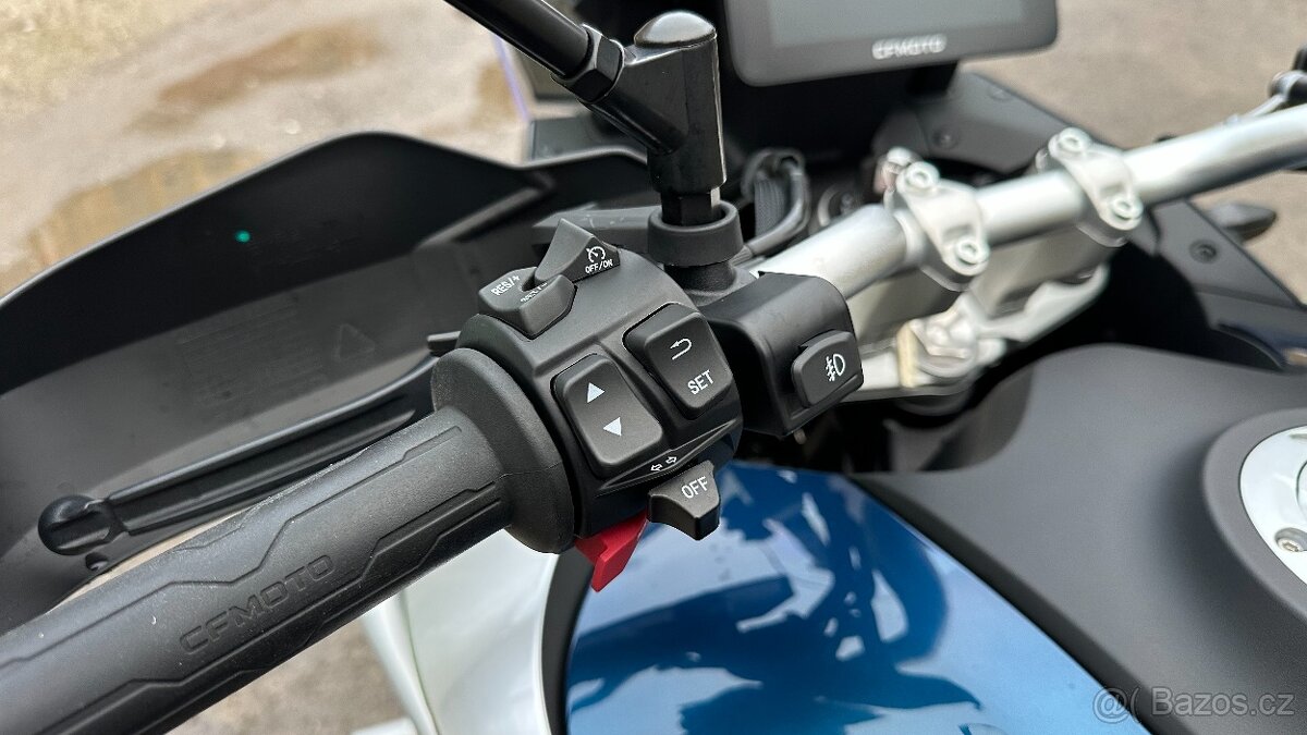 Moto 800MT Touring r.v. 2023 - 16