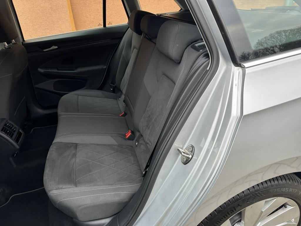 VW Golf 1.5 TSi 110kW serviska - 16