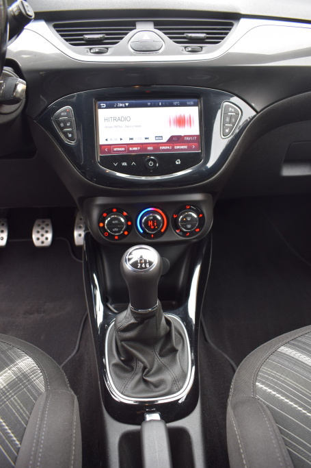 Opel Corsa E 1.4 Turbo, 74kW, MAX VÝBAVA, záruka KM, rok2015 - 16