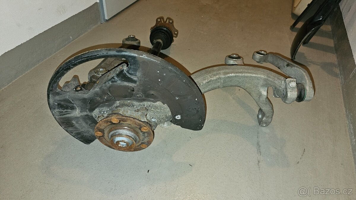 VW PHAETON díly - 16