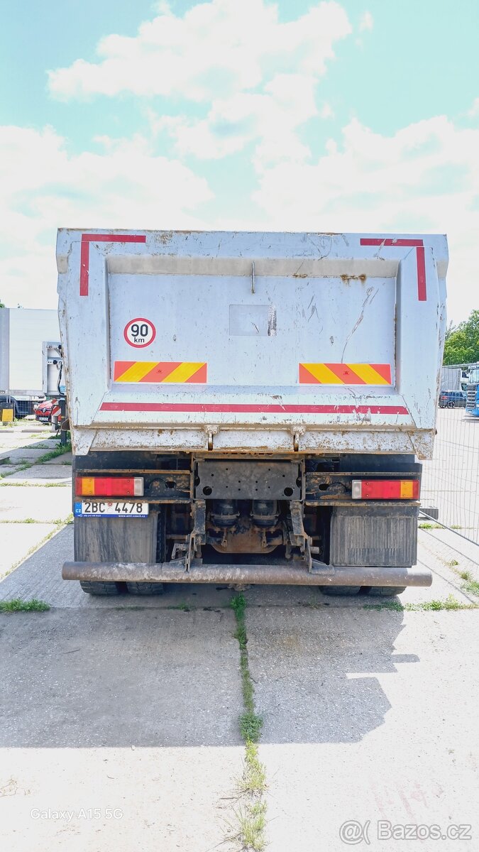 Ford Cargo8x4 4142DM stříbrný - 16