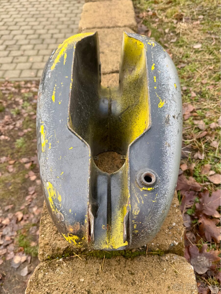 Jawa CZ 250 350 velka kyvacka - nadrz - 16