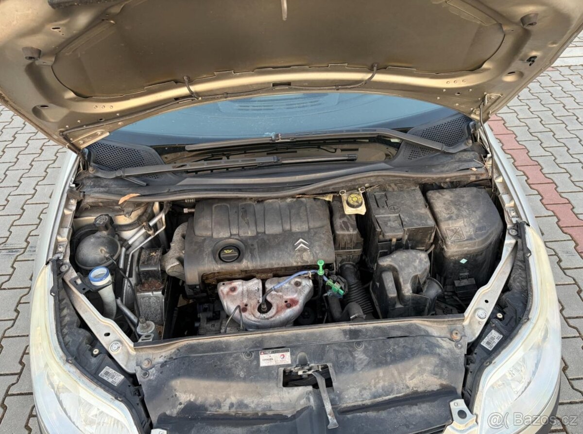 Citroen C4 1.4i 16V ČR STK 2/2028 - 16