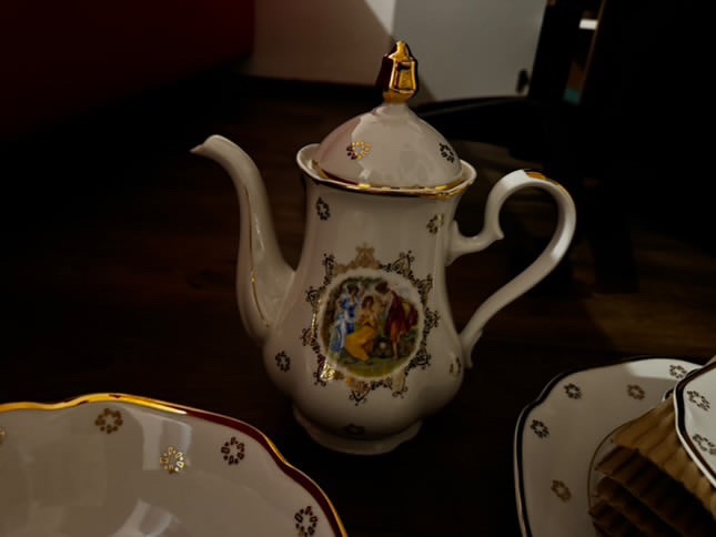 Celý porcelánový servis nádobí - 16