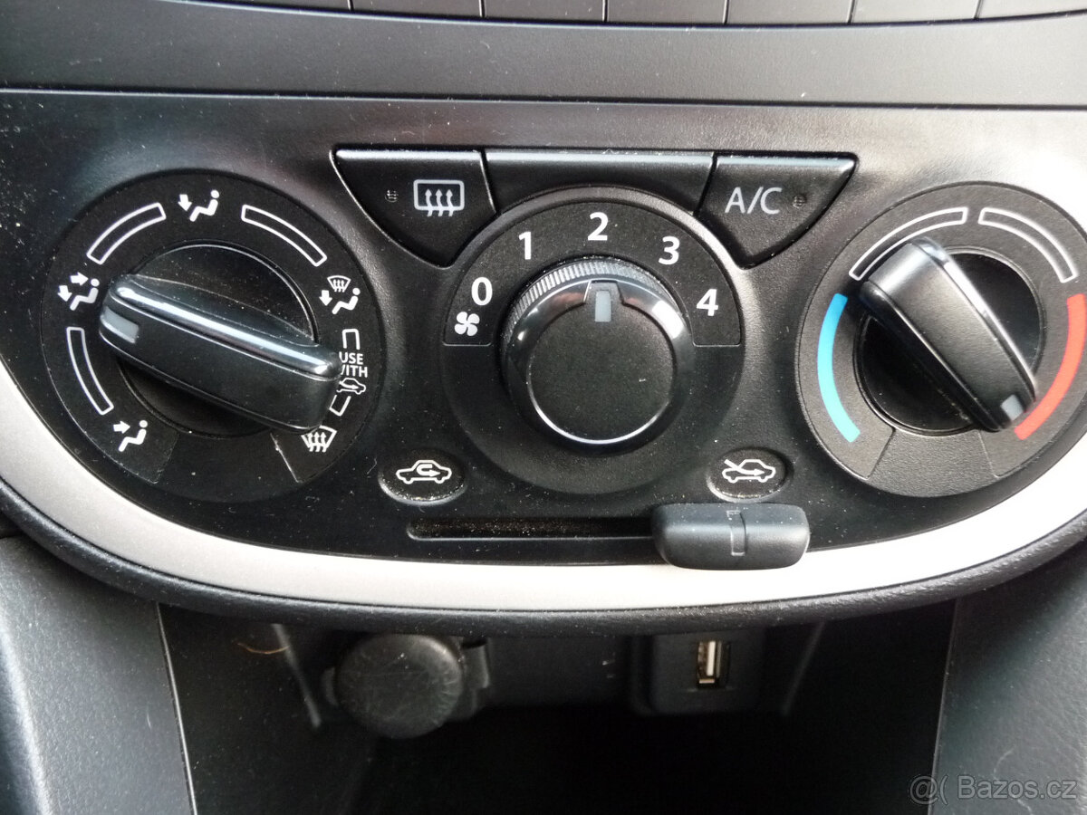 Suzuki Celerio comfort 1.0i 50kw vozidlo po 1.m připravujeme - 16