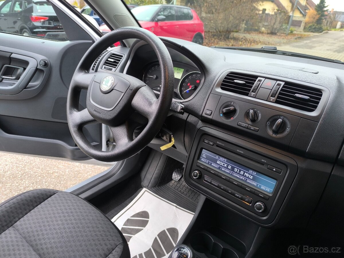 ŠKODA ROOMSTER 1,6TDi- STYLE - 16