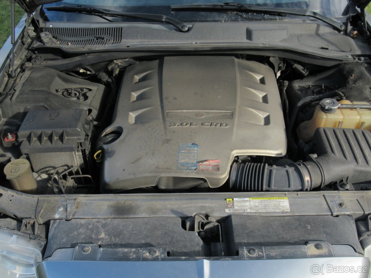 Chrysler 300 C 3.0 CRD - plná výbava veškeré ND LEVNĚ - 16