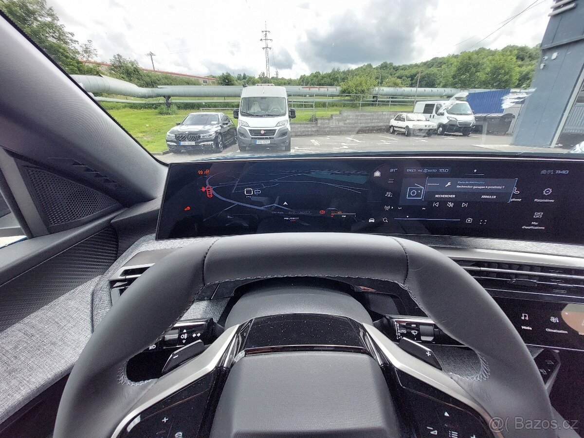 Peugeot 3008 Hybrid e-DCS 145 ALLURE - 16