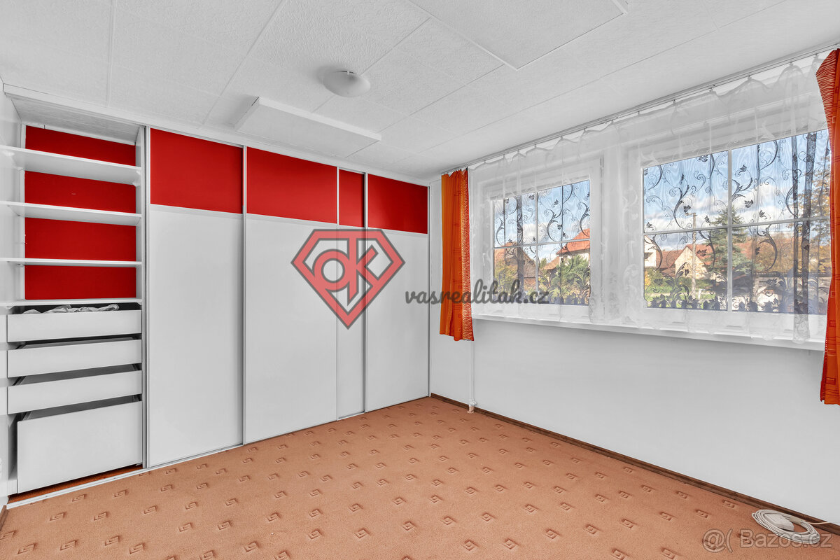 PRODEJ - byt 3+1 v Trnově - 16