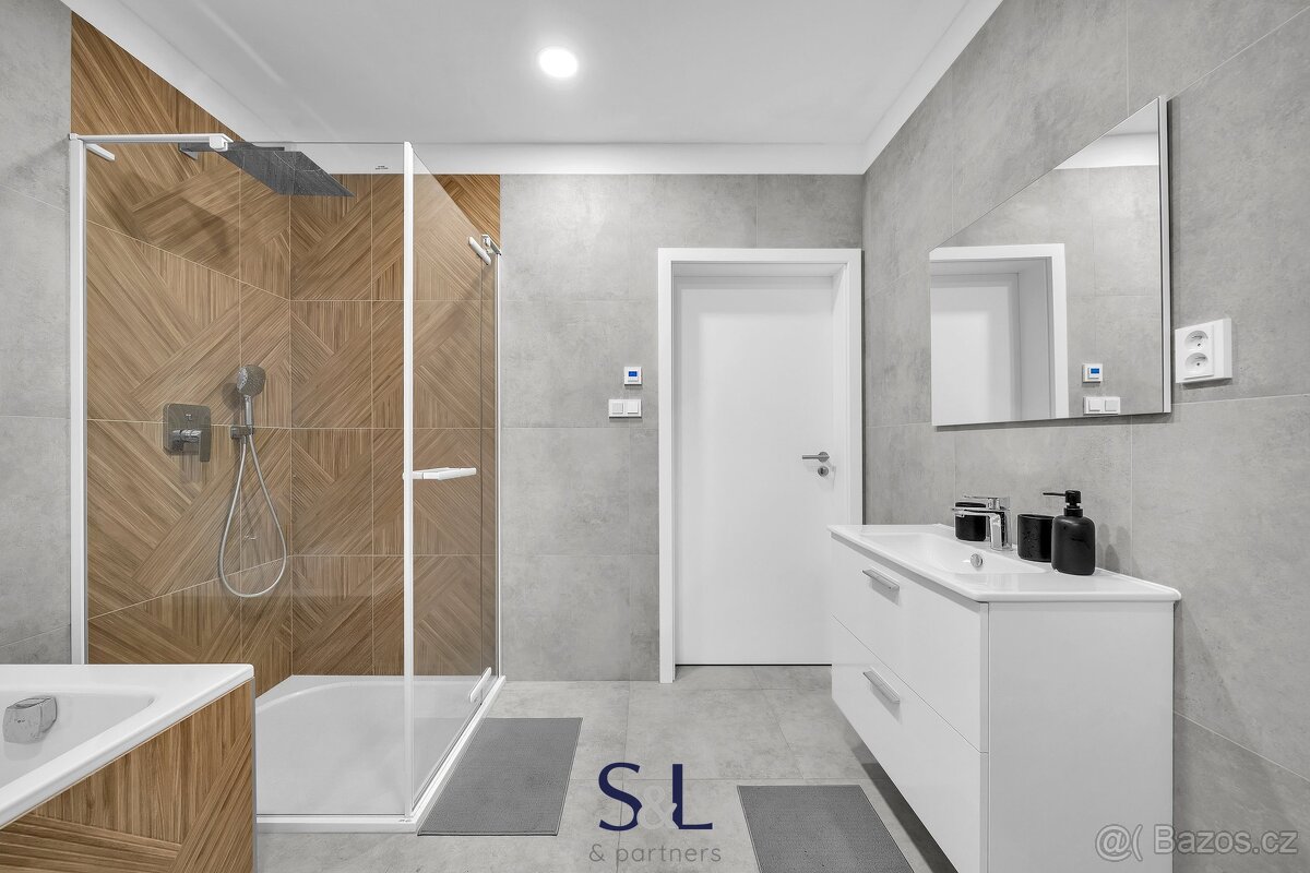 Prodej rodinné domy, 106 m² + dalších 108 m² v podkroví - Bř - 16