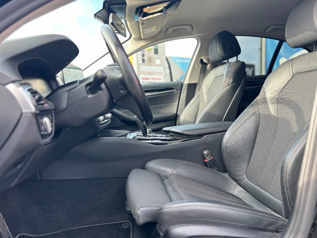 BMW Řada 5 | 520i TwinTurbo - 16