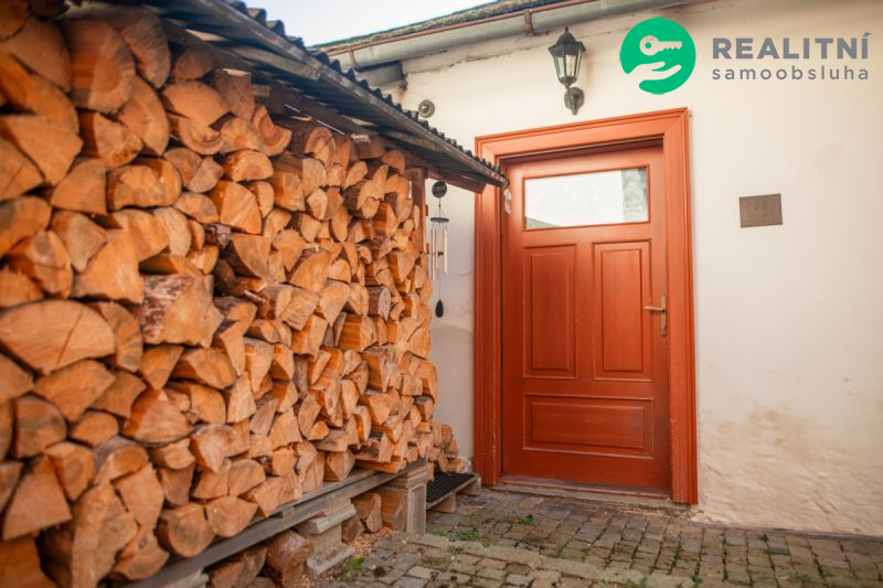 Roubenka s duší v centru města Vimperk - 16