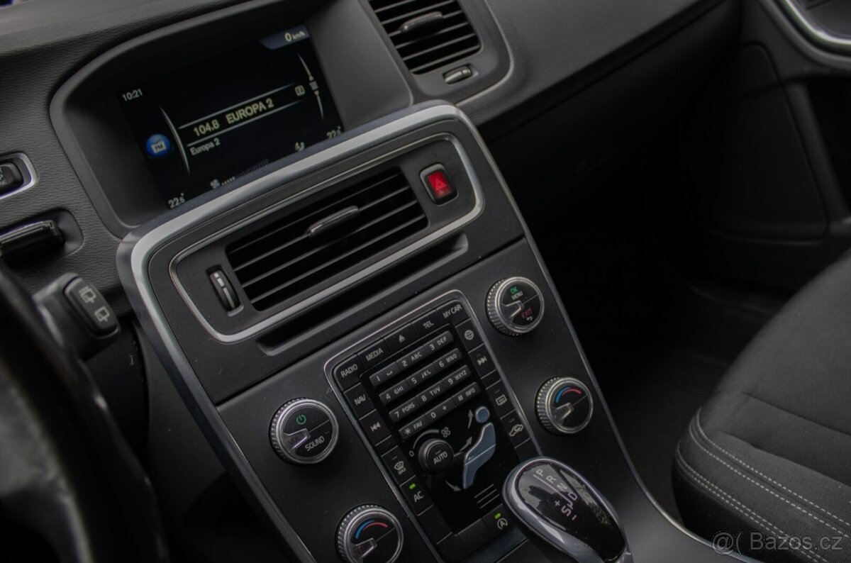 Volvo V60 A/T 84kW - 16