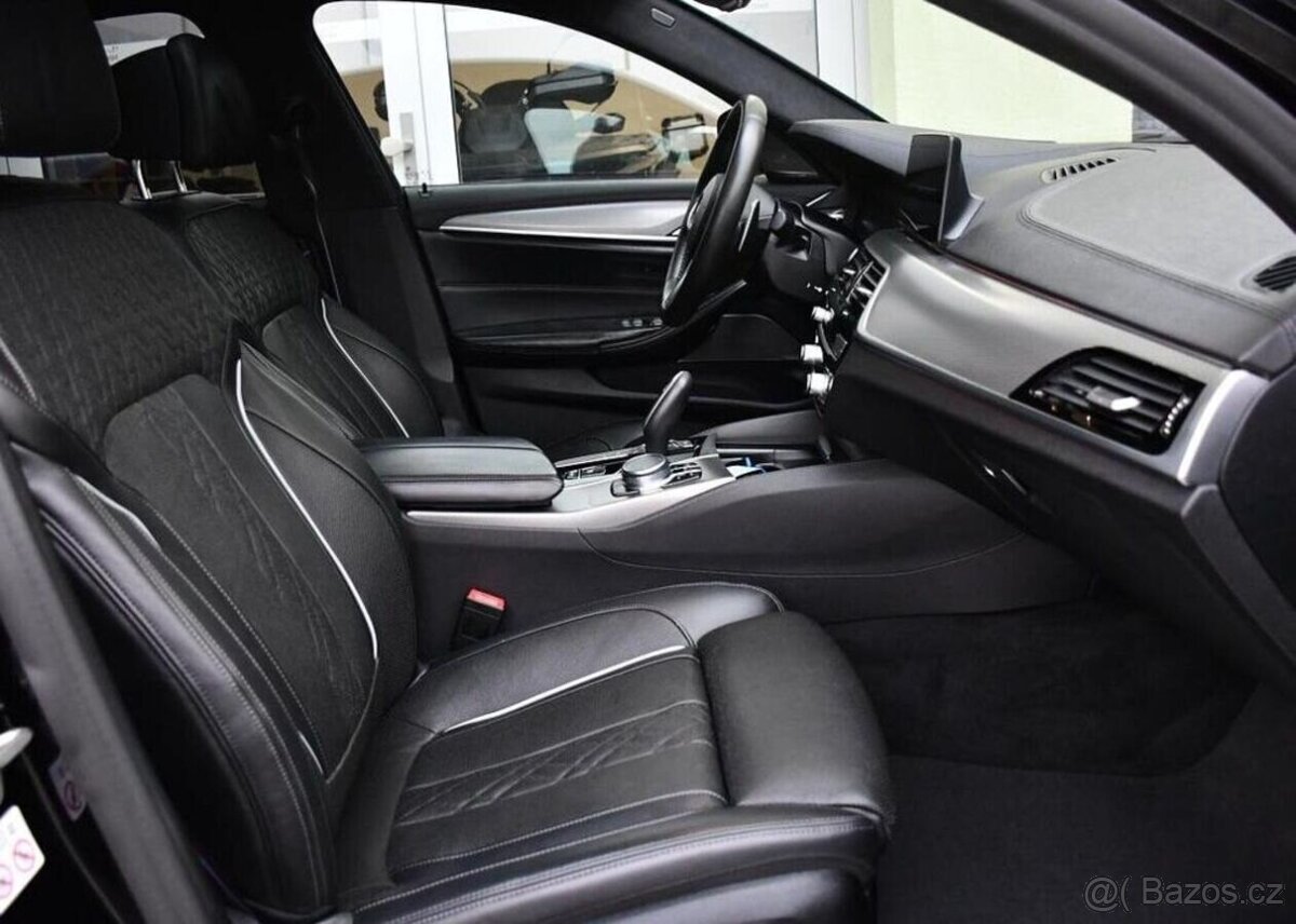 BMW Řada 5 M550d xDrive H/K 1M ČR - 16