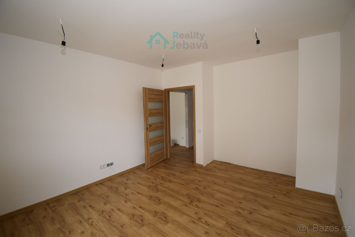 Prodej hrubé stavby RD 4+kk 143 m2, pozemek 520 m2, Klenovk - 16