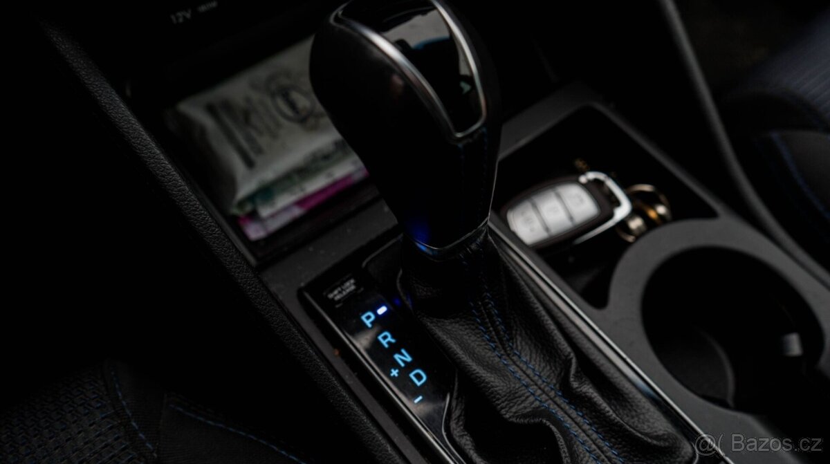 Hyundai Tucson 1.7 CRDi Premium 7DCT - 16