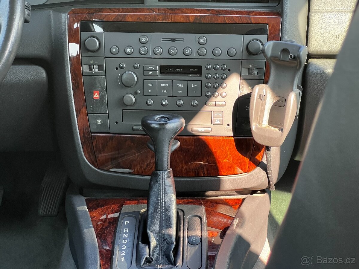 Opel Omega MV6 3.2 nová STK - 16