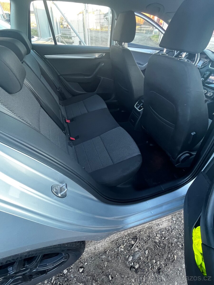 Škoda Octavia 3 1.6tdi 4x4 - 16