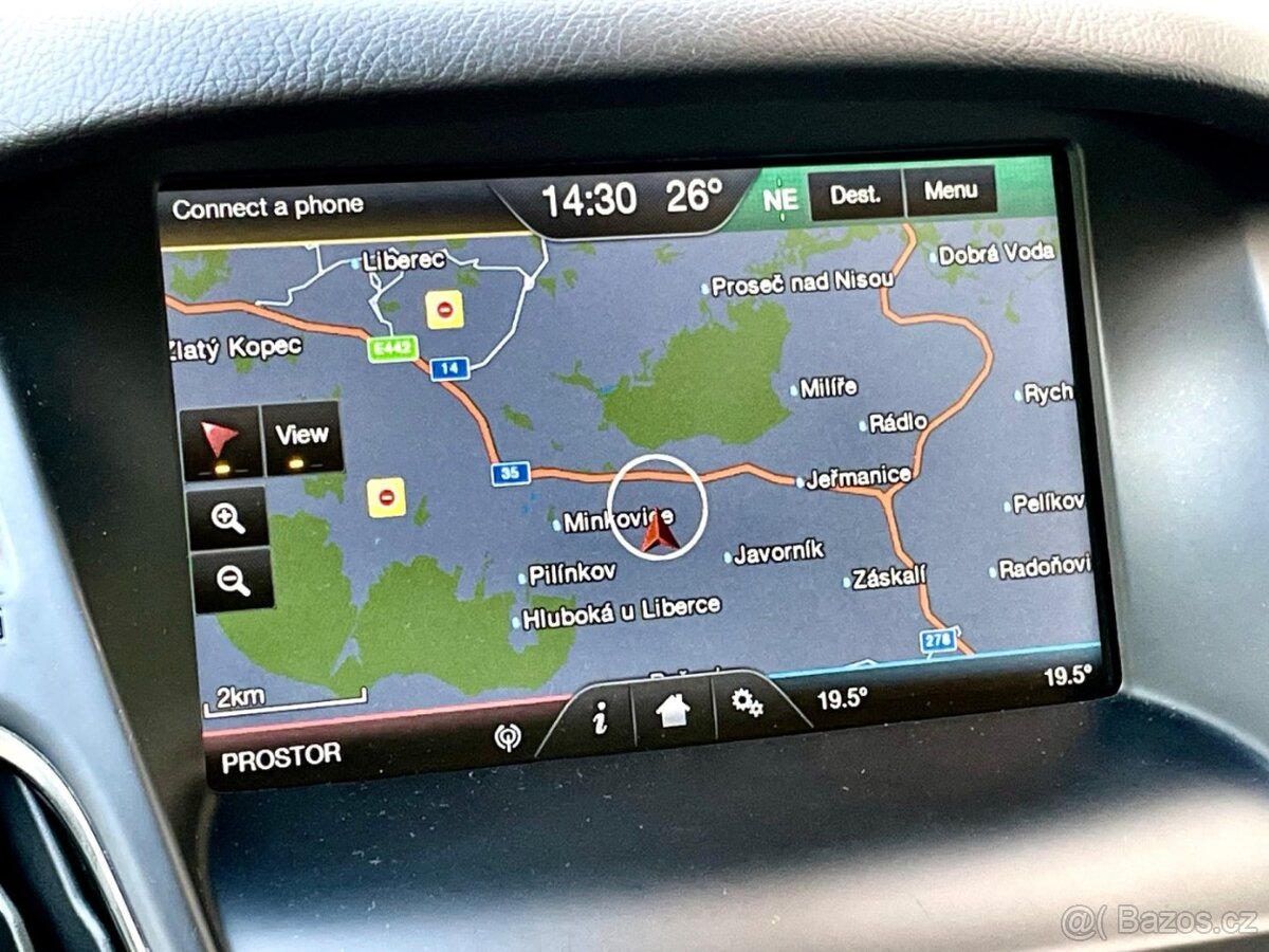 Ford Focus 1.0 Titanium ST Race red - 16