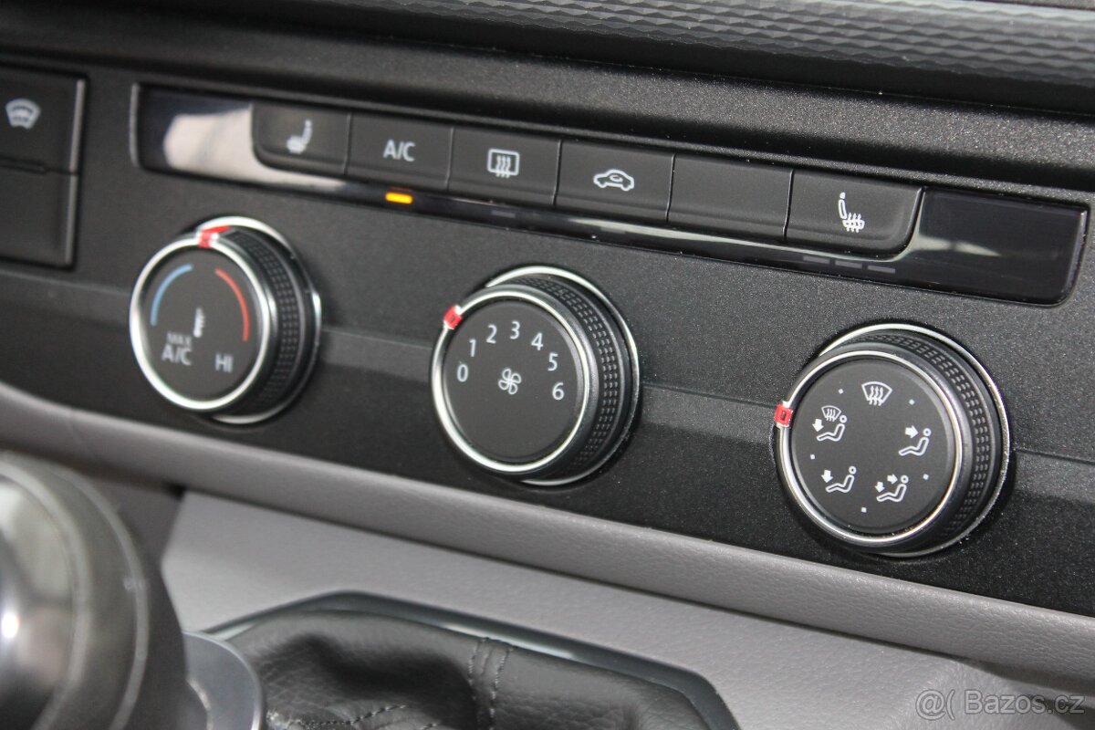 Volkswagen Transporter, 2.0 TDI 110kW, 1.MAJITEL,TAŽNÉ - 16