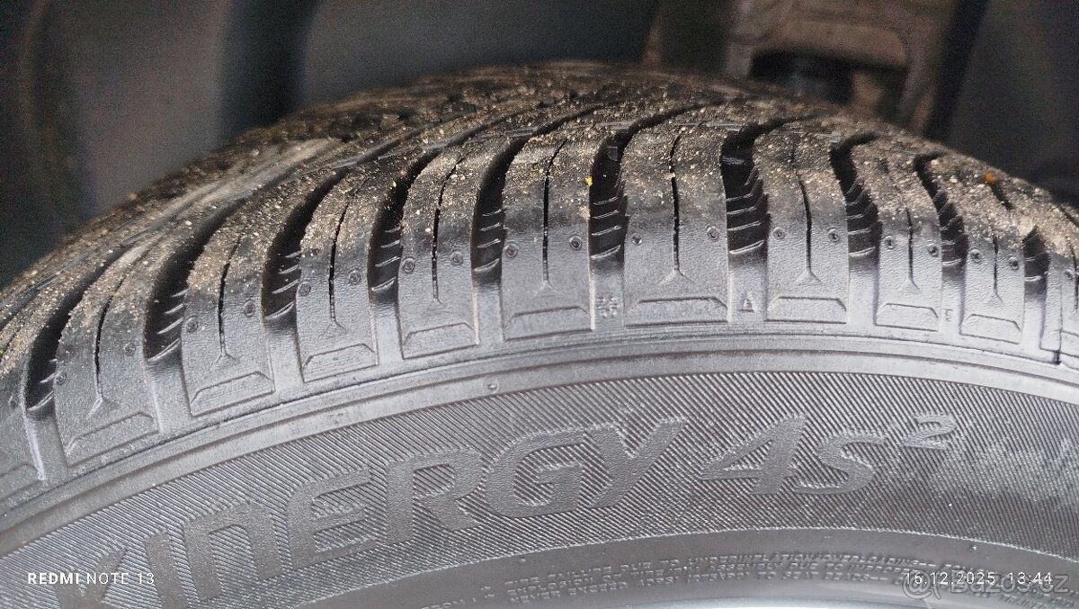 Peugeot 308 kombi 1.2 benzín, 2020 - 16