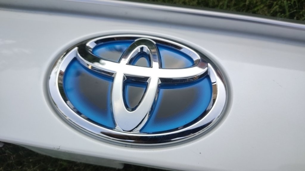 Toyota RAV4 2018 - Zadny naraznik kryt kufra spojler difuzor - 16