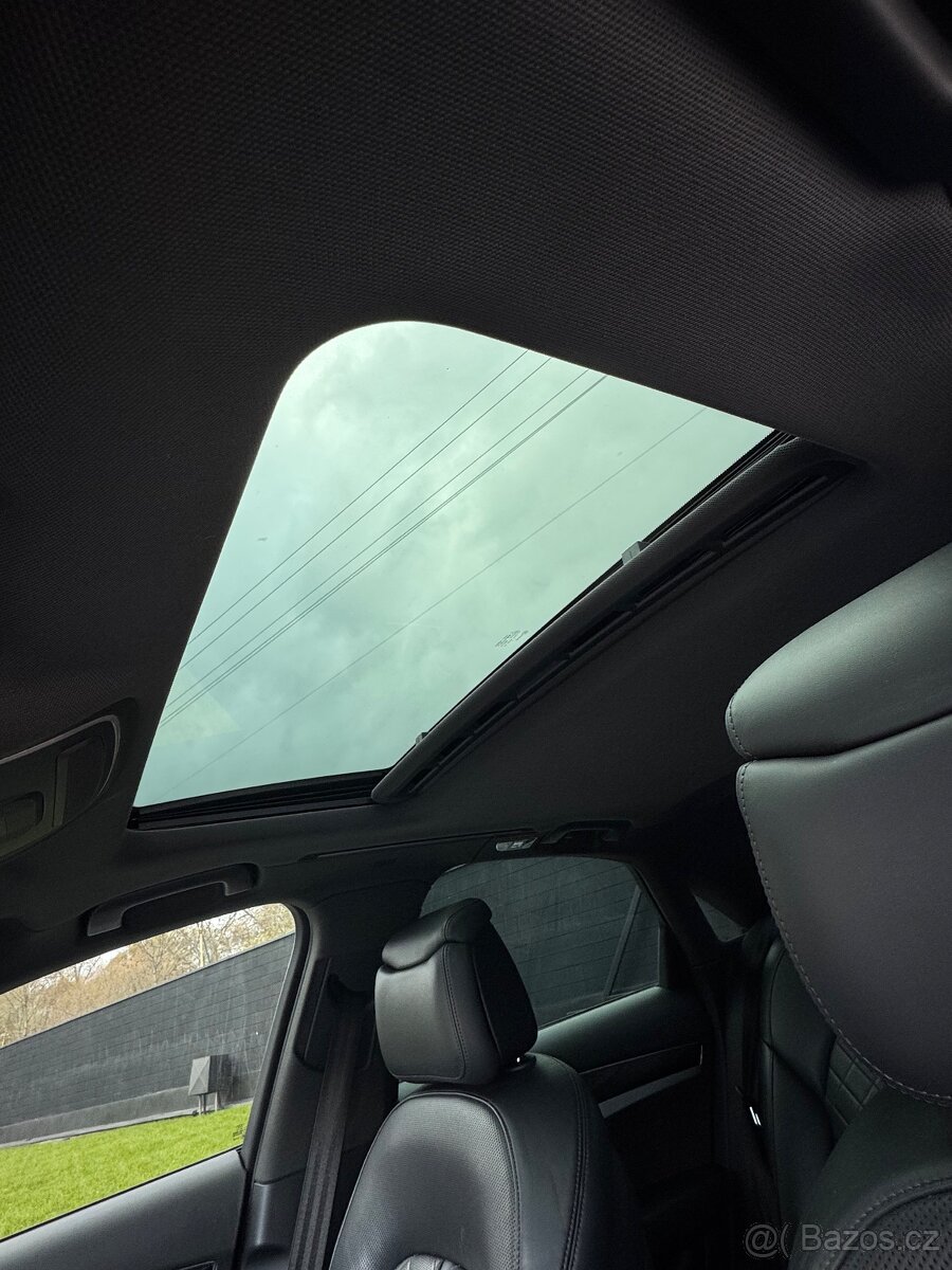 Audi A8 Quattro 3.0 - 16