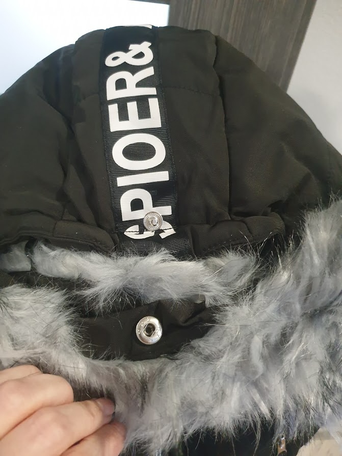 Krásná delší zimní bunda na hory - 16