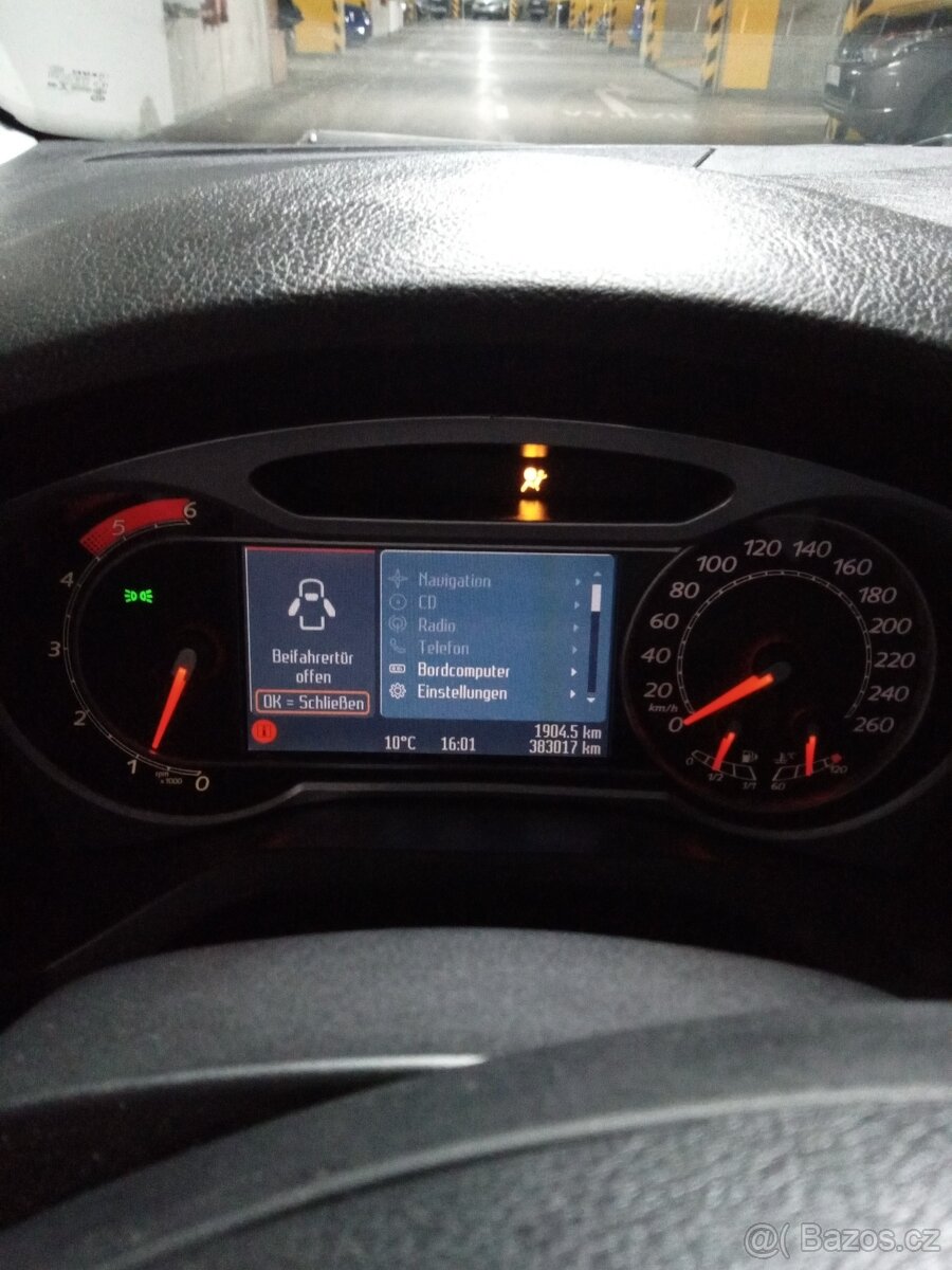 Ford S-Max ,Tažné zařízení, 5 míst. - 16