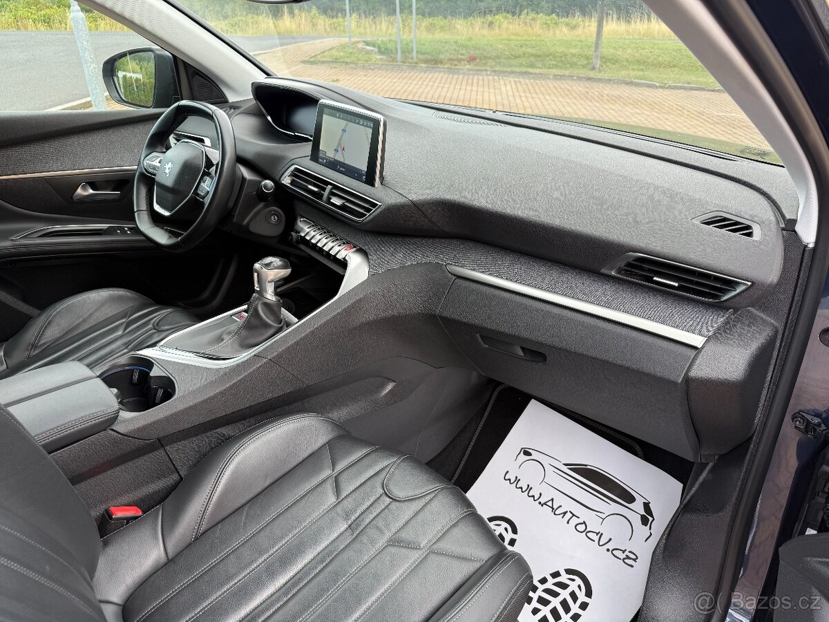 PEUGEOT 5008 II 1.2 PureTech 96kW-2019-118.123KM-7MÍST - 16