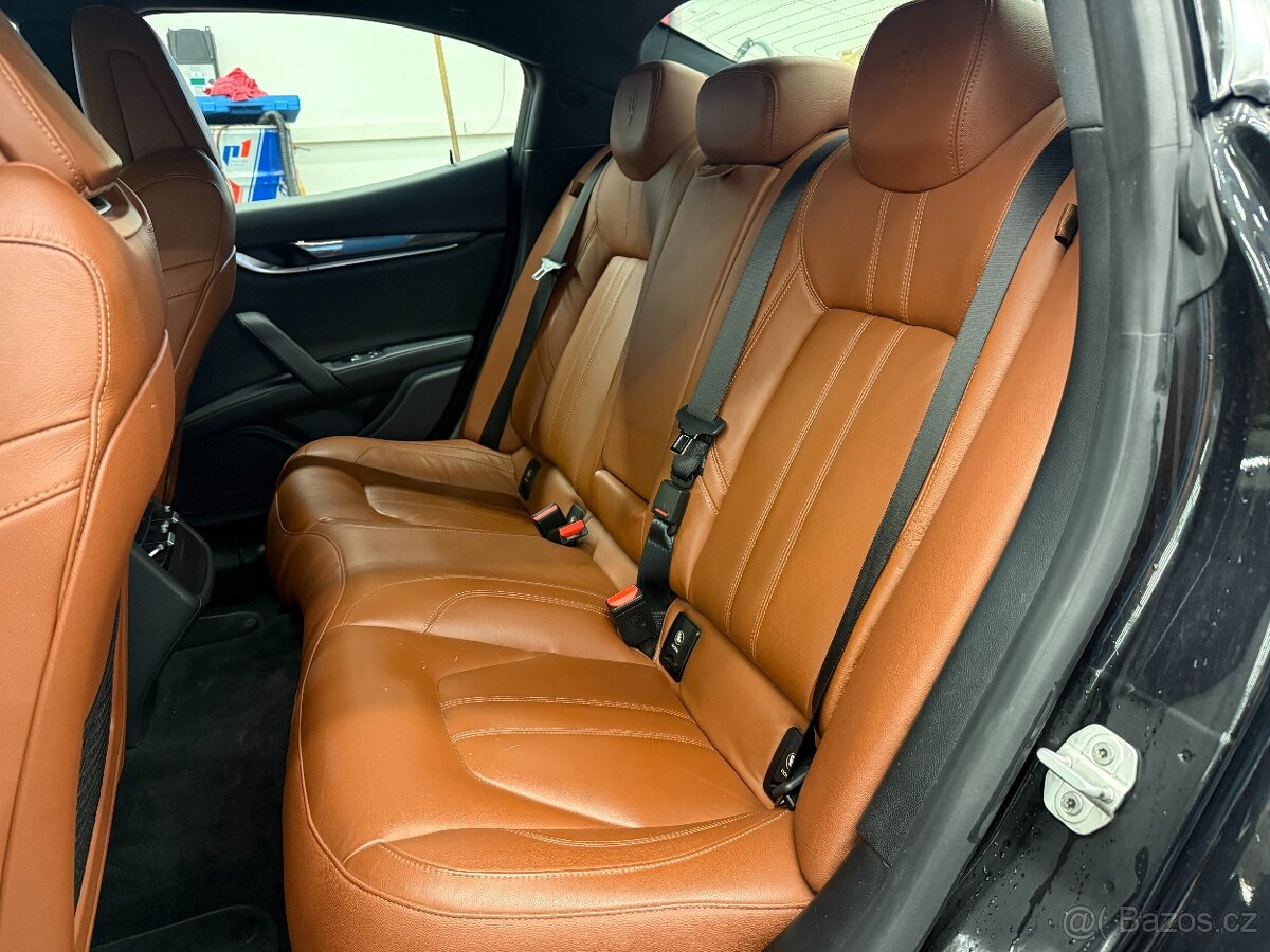 Maserati Ghibli 3.0L 184 kW - 16