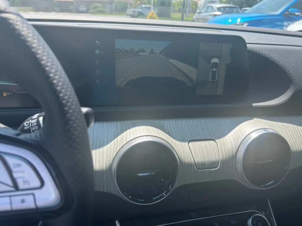 Dongfeng U-Tour, EXCLUSIVE FR 3 - 16