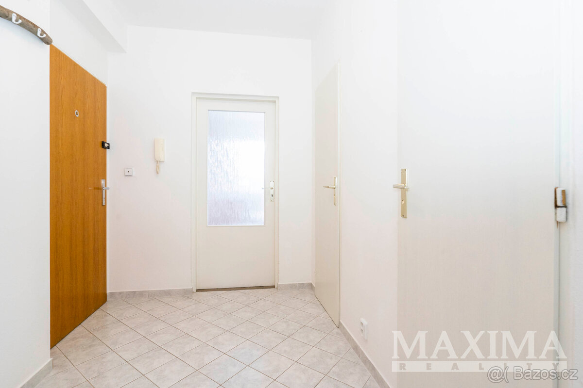 Byt 2+1 o ploše 61 m2 - Karlovy Vary, Drahovice - 16