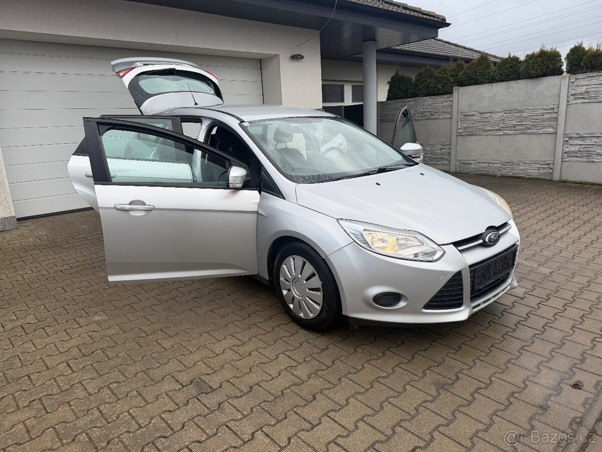 Ford focus combi 1.6 TDCI 70kw R.v.2012 - 16
