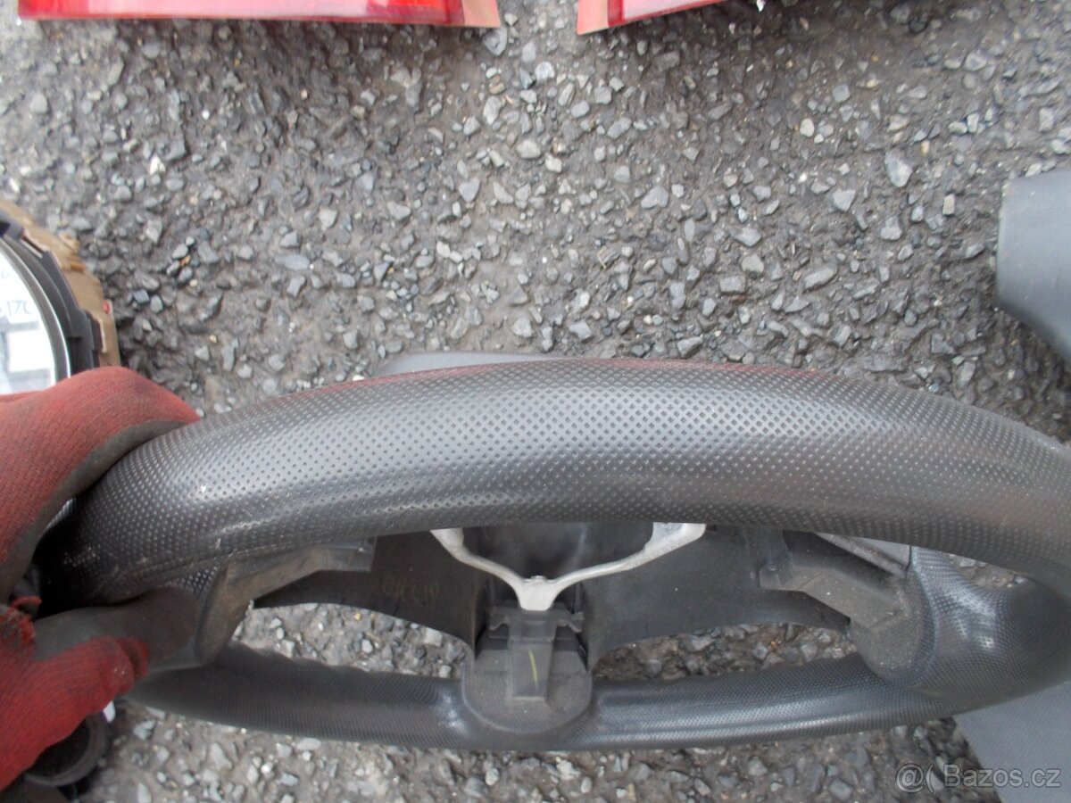 Díly 2. Peugeot 107 1.0 50kw, model 2005-2009 - 16