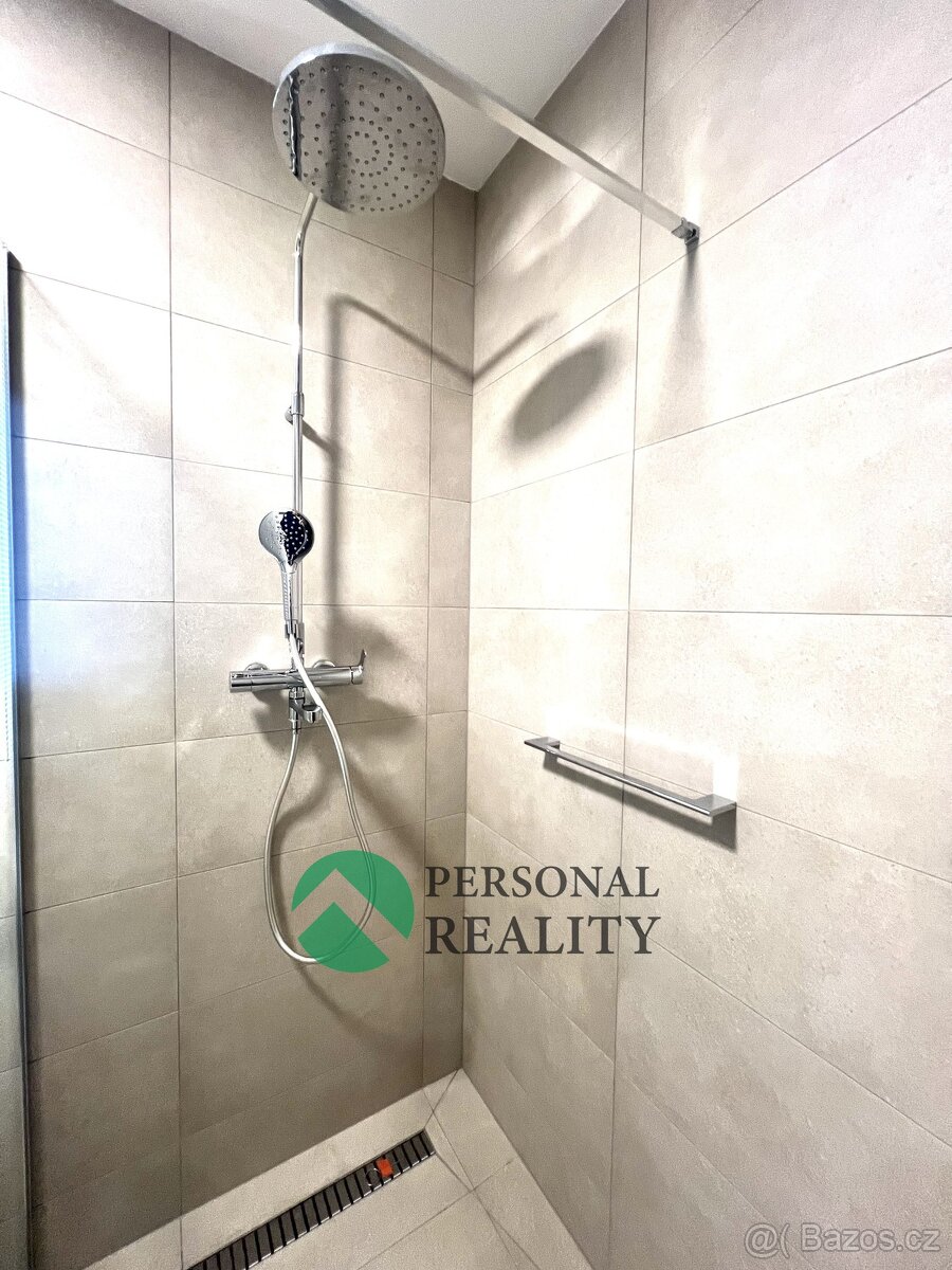 Pronájem bytu 1+kk 53 m², Praha - Vokovice, ev.č. 02668 - 16