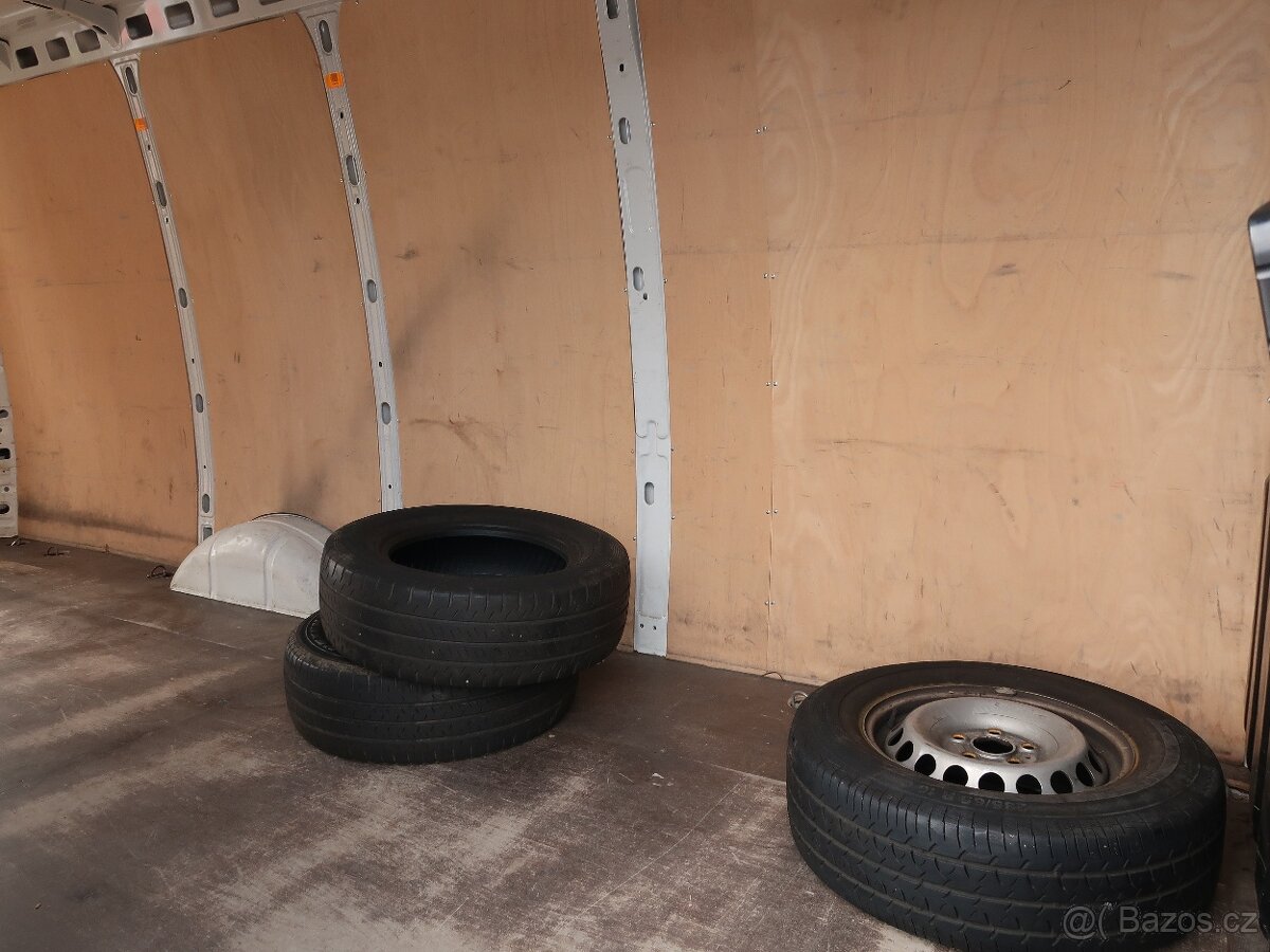 Iveco Daily 2.3 35S16,115kW,L4H2,1majČR,DPH - 16