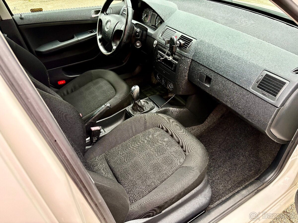 Škoda Fabia 1.4tdi - 16