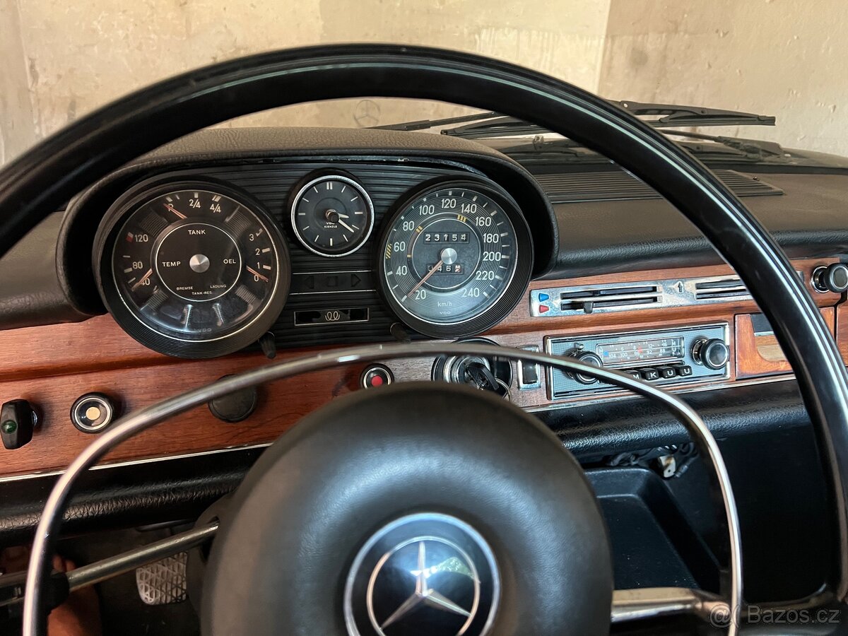 Mercedes W108 S280 - 16