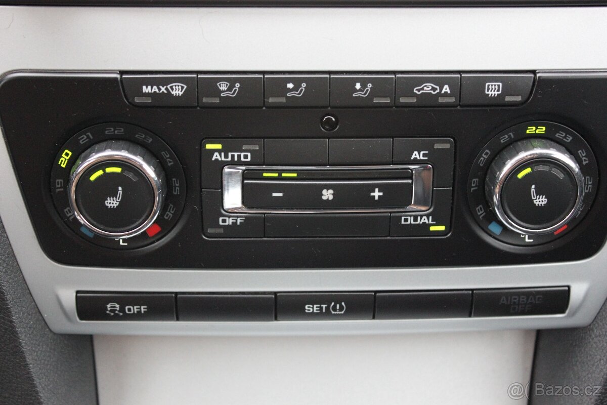 Škoda Octavia 1.4 TSI, DSG, VÝHŘEV, servis - 16