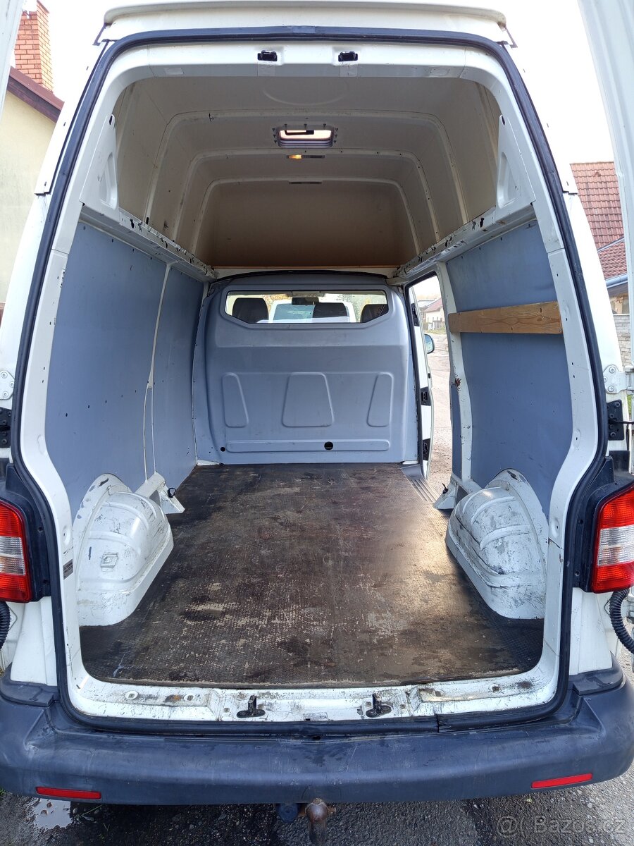 Volkswagen Transporter 2.0 TDI T5.1, vysoký L2H2, zachovalý - 16