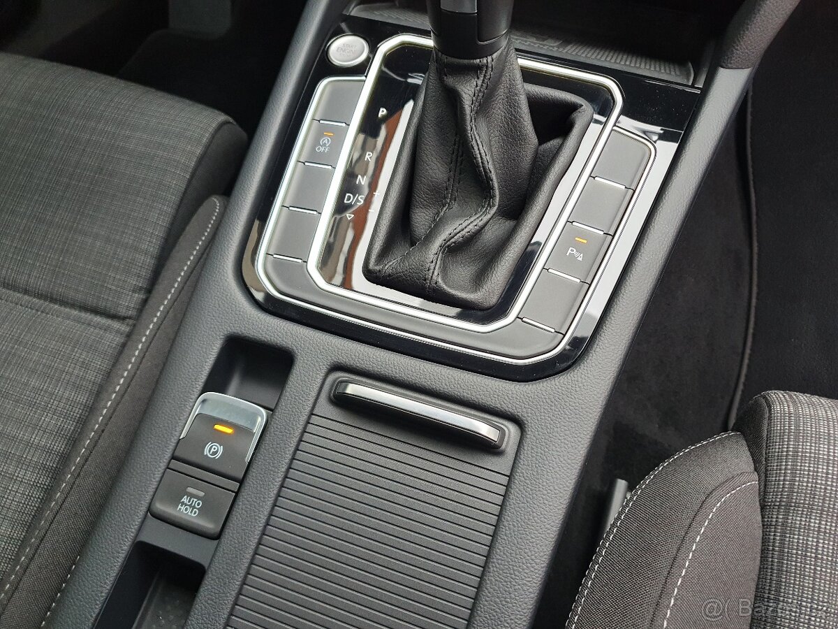 VW Passat B8 Variant 2.0 TDI 110kW DSG - záruka Autodraft - 16
