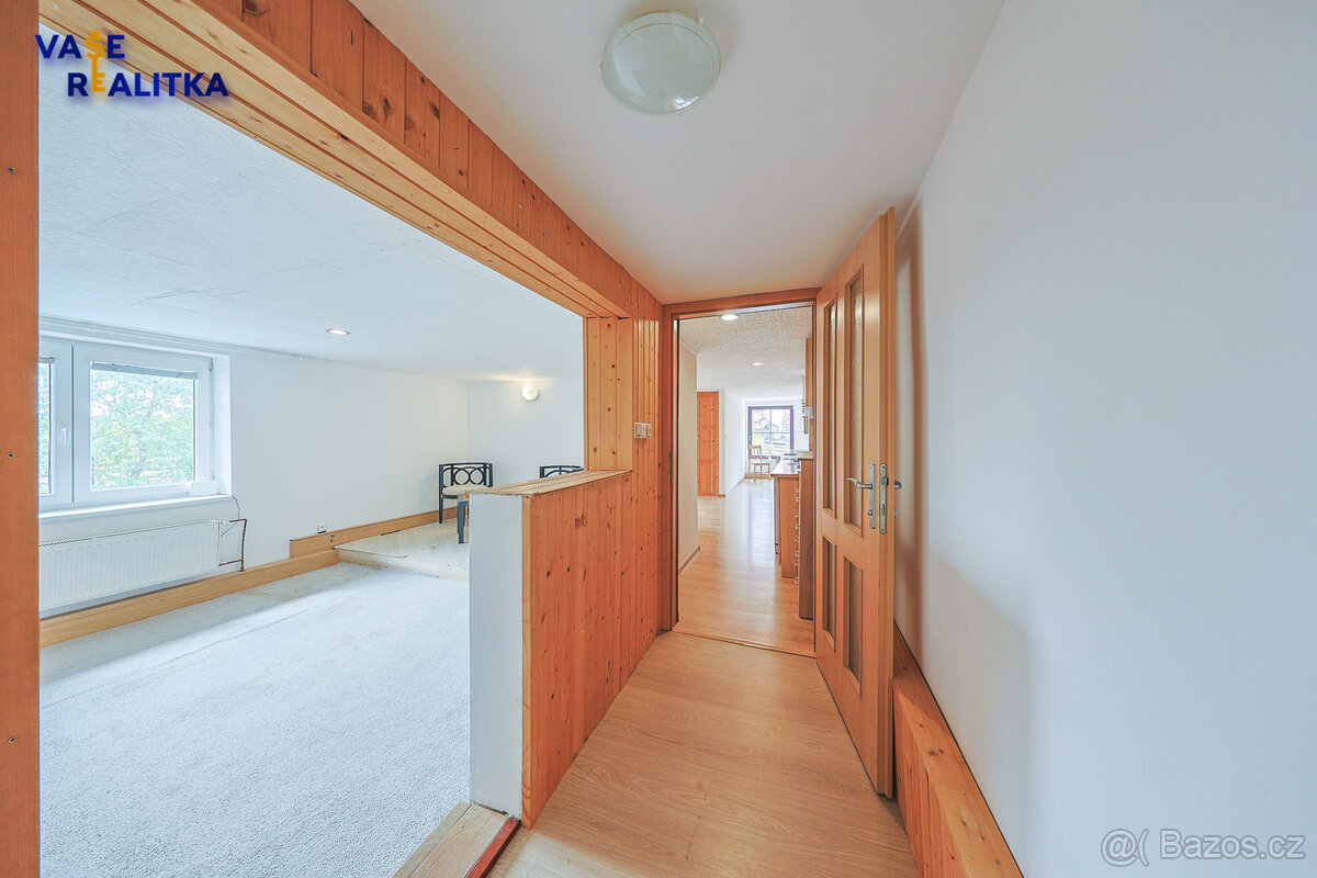 Pronájem, rodinný dům, Valšovice - 16