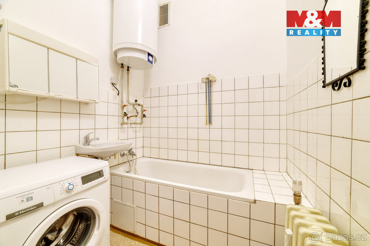 Prodej bytu 2+1, 60 m² v Mariánských Lázních, ul. Ruská. - 16