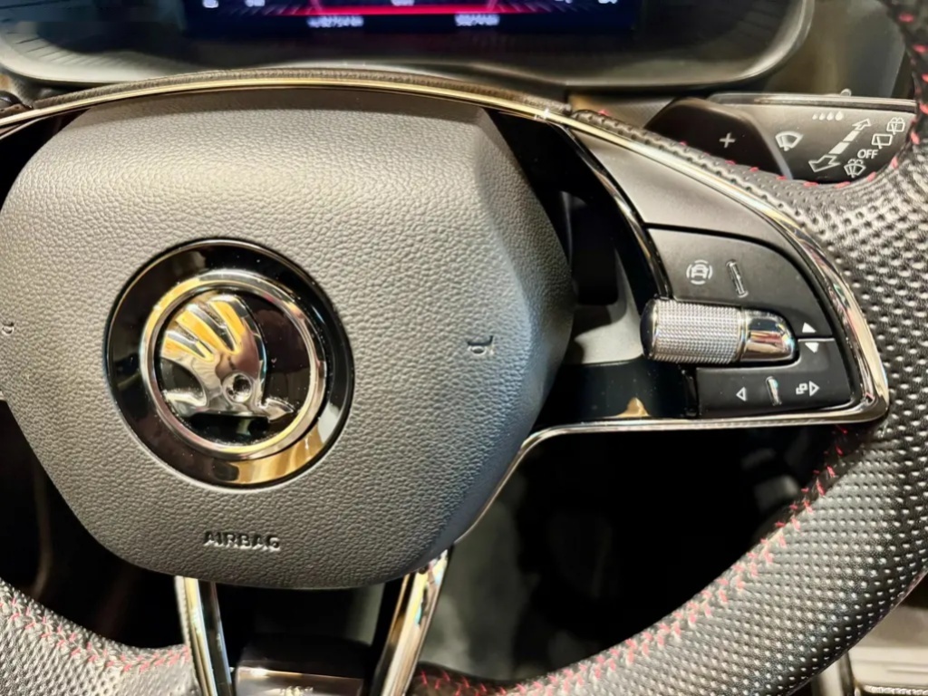 Škoda Kamiq, 1.0 TSi 81 Kw DSG Monte Carlo - 16