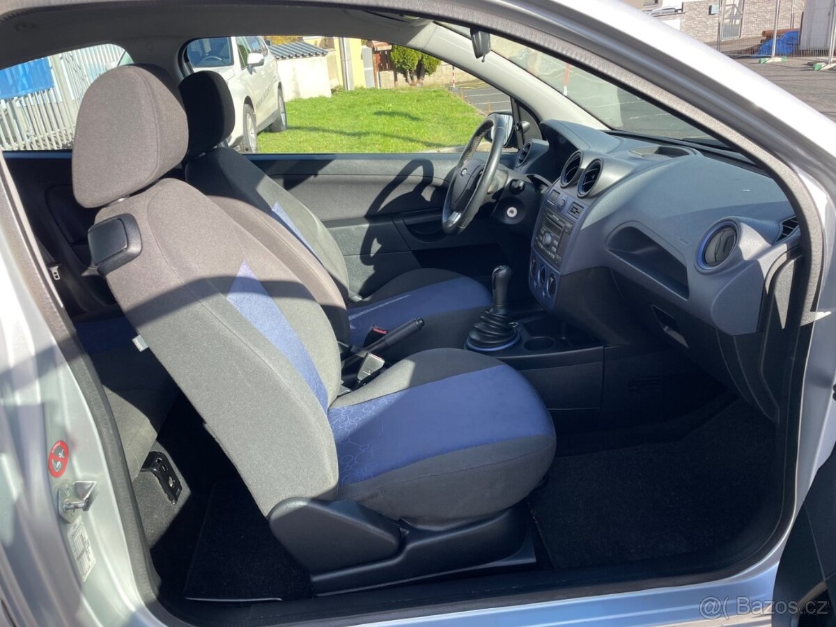 Ford Fiesta, 1,3 51kW, SERVISKA - 16