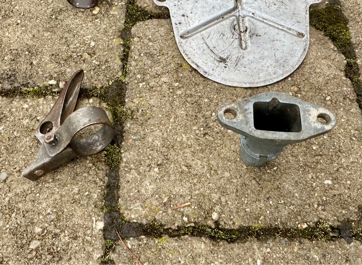 Jawa 50 Jawetta, Stadion - díly - 16